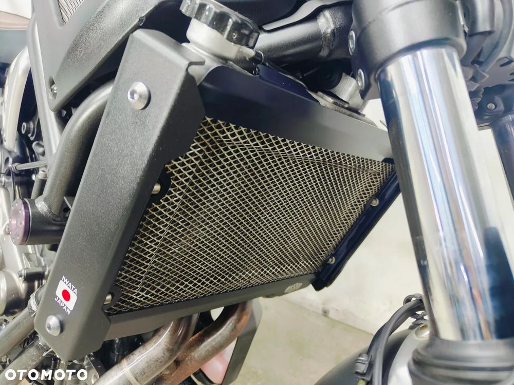 Yamaha XSR - 6