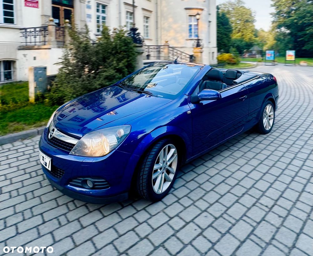 Opel Astra 1.9 CDTI Cosmo - 1