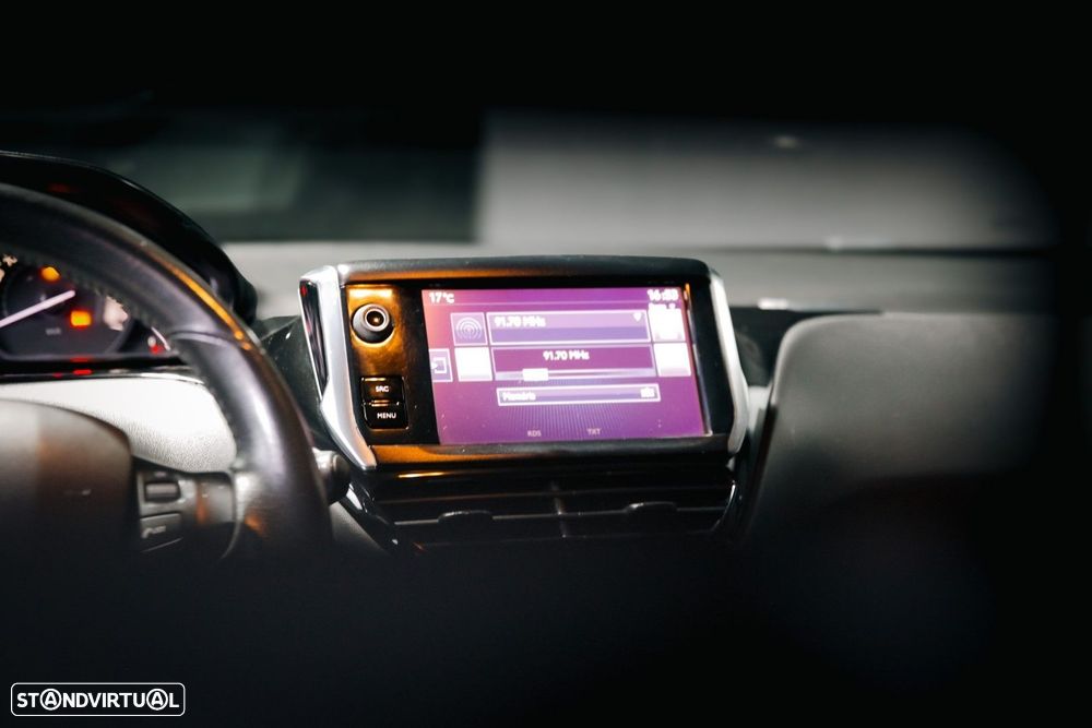 Peugeot 208 1.6 BlueHDi Style - 9