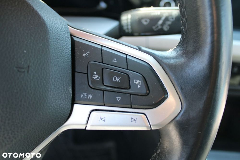 Volkswagen Golf - 20