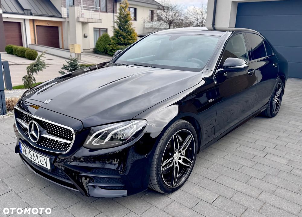 Mercedes-Benz Klasa E - 1