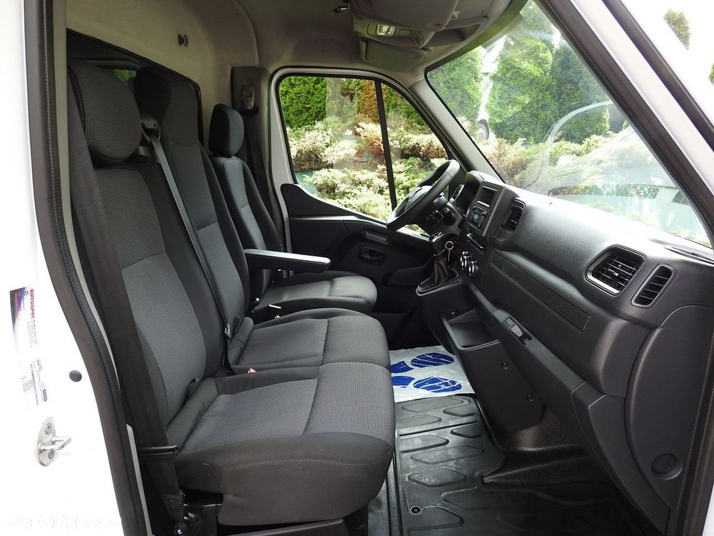 Renault MASTER PLANDEKA 10 PALET WEBASTO KLIMATYZACJA TEMPOMAT LEDY PNEUMATYKA  165KM - 37