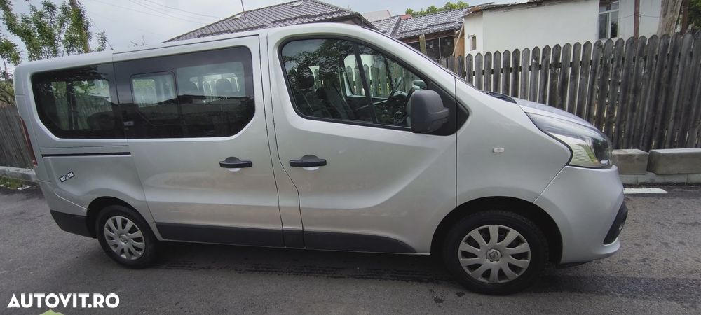 Renault Trafic Combi L2H1 7+1 Expression - 2