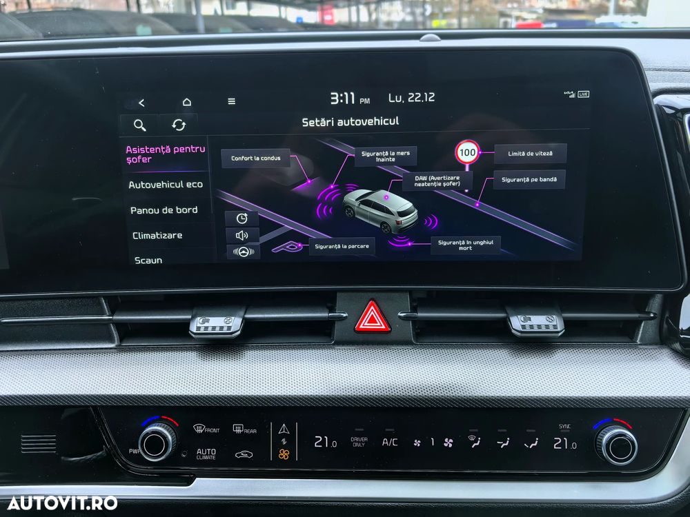 Kia Sportage 1.6 T-GDI PHEV 6AT 4x4 GT Line - 18