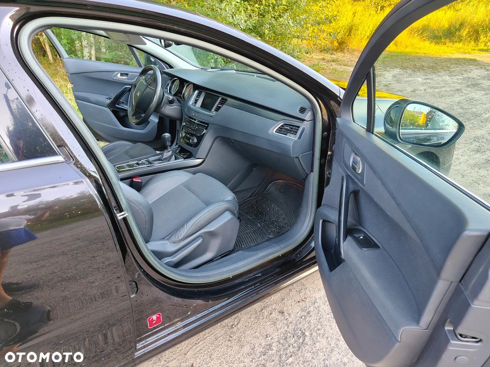Peugeot 508 1.6 T Allure - 12
