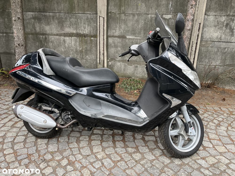 Piaggio X8 - 3