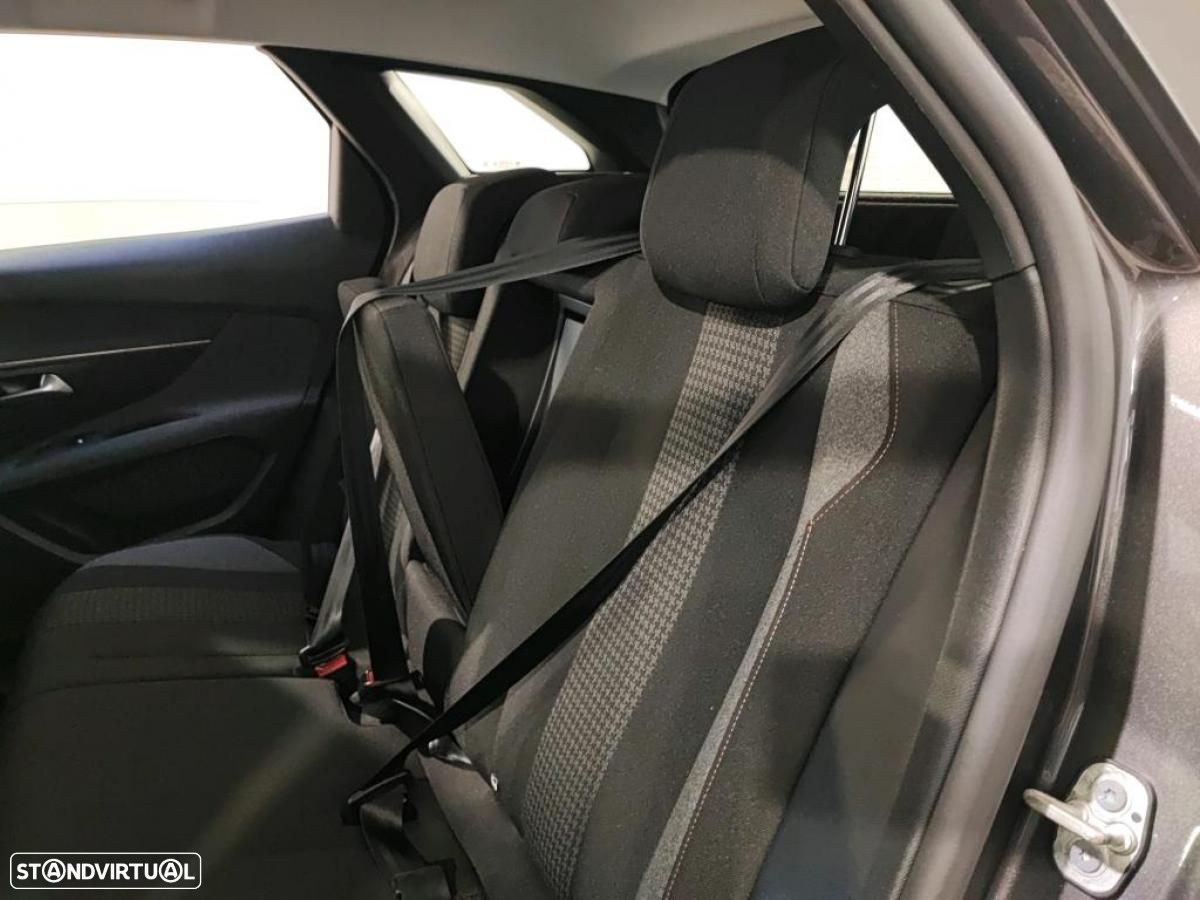 Peugeot 3008 1.5 BlueHDi Active - 9