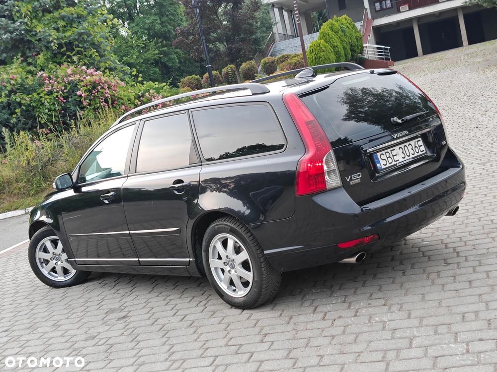 Volvo V50 D5 R-Design Summum - 4