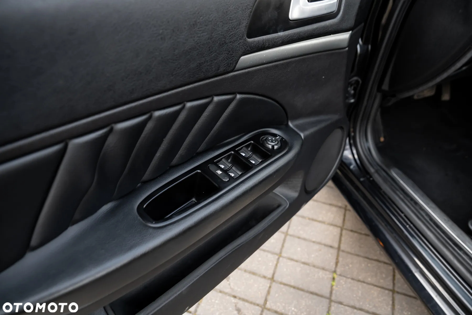 Alfa Romeo 159 2.4 JTDM 20V DPF Automatik - 33