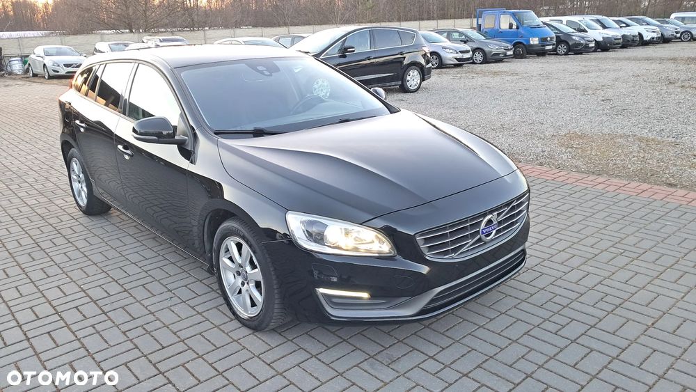 Volvo V60 D3 Base - 18