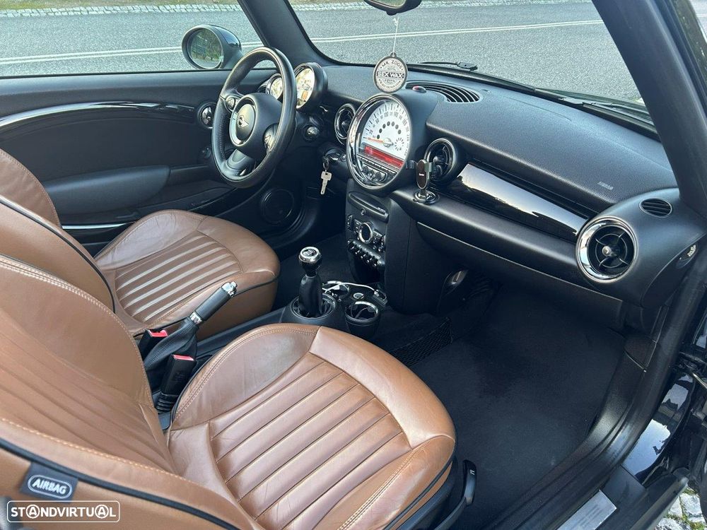 MINI Cabrio Cooper D - 20