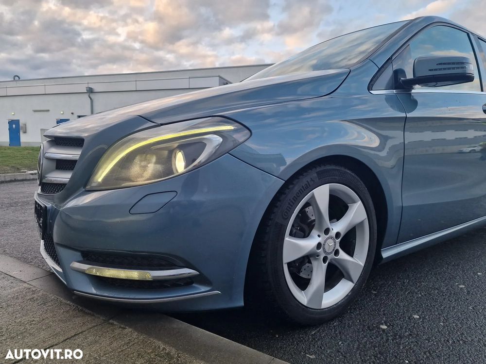 Mercedes-Benz B 180 CDI BlueEfficiency 7G-DCT - 28