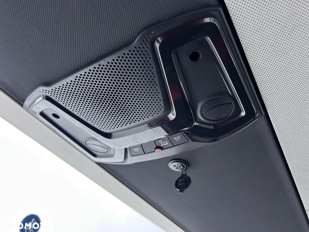 Mercedes-Benz Tourismo - 15