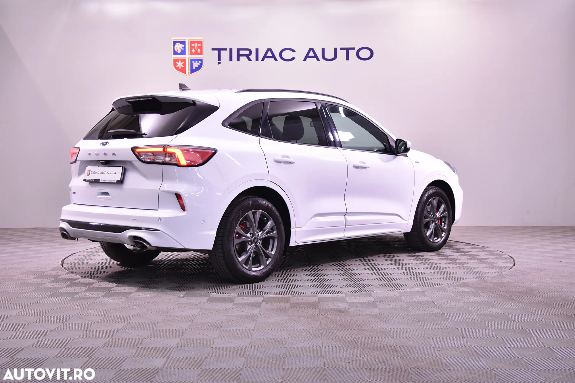 Ford Kuga 2.0 EcoBlue A8 AWD ST Line - 5