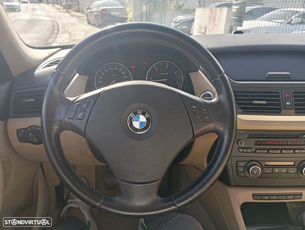 BMW X1 20 d sDrive - 8