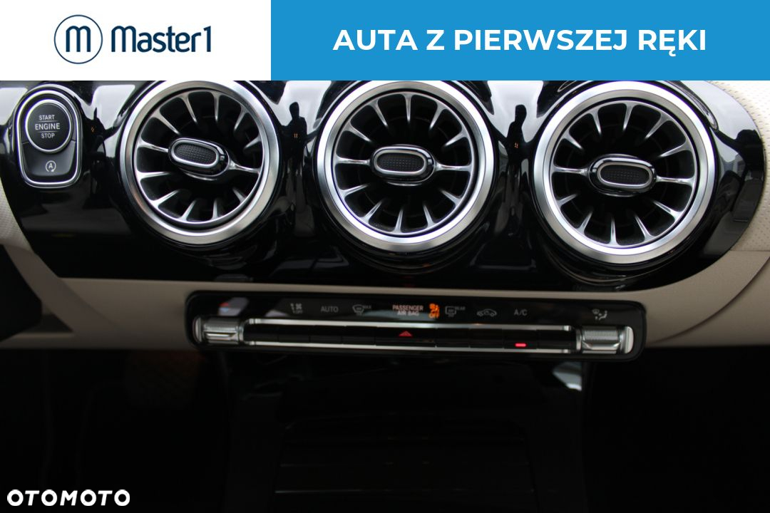 Mercedes-Benz CLA 200 Progressive 7G-DCT - 17