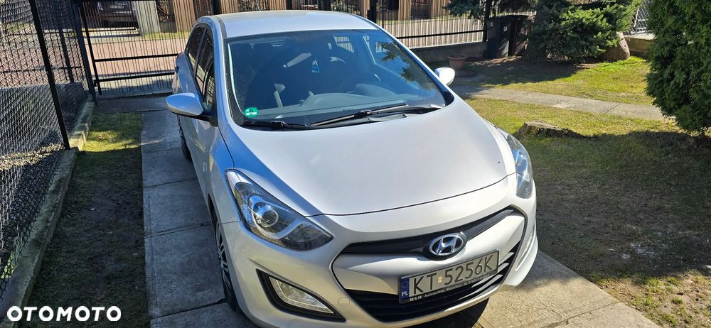 Hyundai i30 1.4 CRDi Advantage - 4