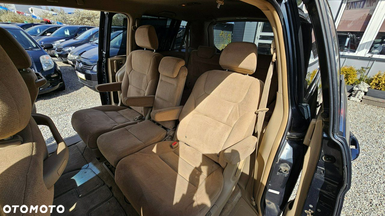 Honda Odyssey - 16