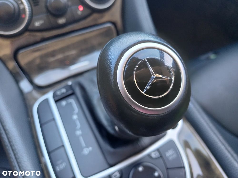 Mercedes-Benz SL 500 - 35