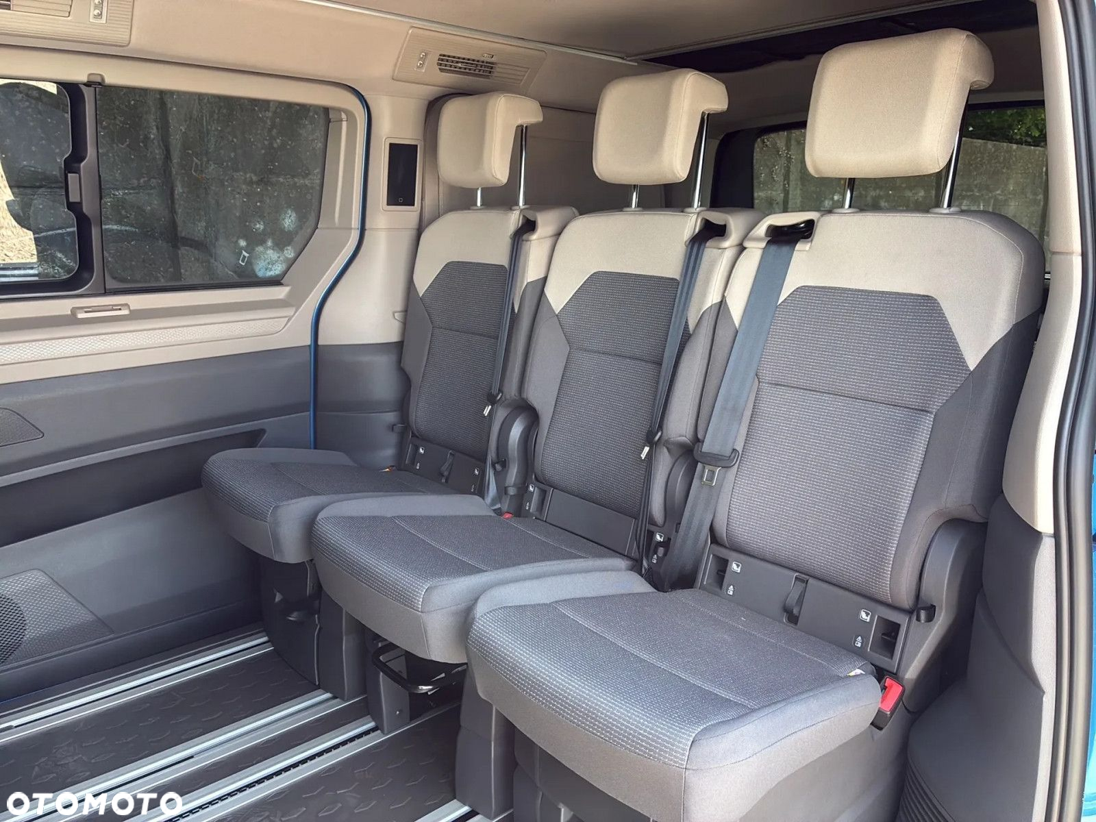 Volkswagen California - 17