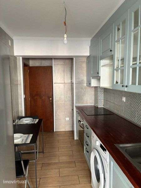 Alugo Apartamento T3 Eiras, Coimbra - Excelentes Acessos - Grande imagem: 2/12