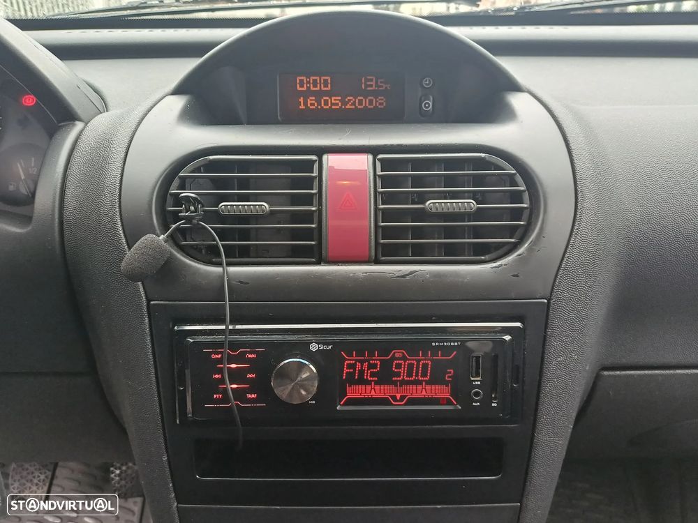 Opel COMBO 1.3 CDTI 75 CV - AR CONDICIONADO - 27