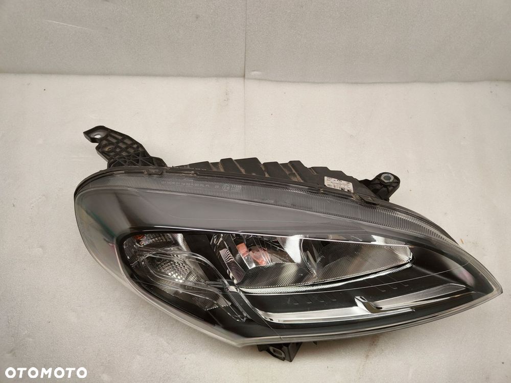 fiat doblo ii lift ciemna zw lampa prawy przód 521094560 - 4