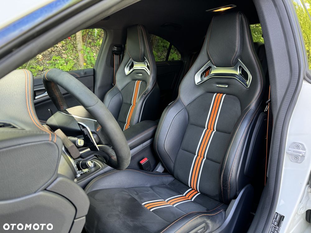 Mercedes-Benz CLA AMG 45 4-Matic - 30