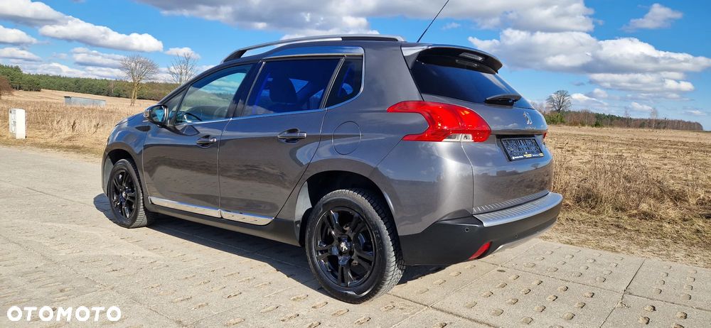 Peugeot 2008 1.6 e-HDi Allure S&S - 14