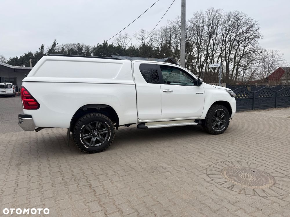 Toyota Hilux - 9