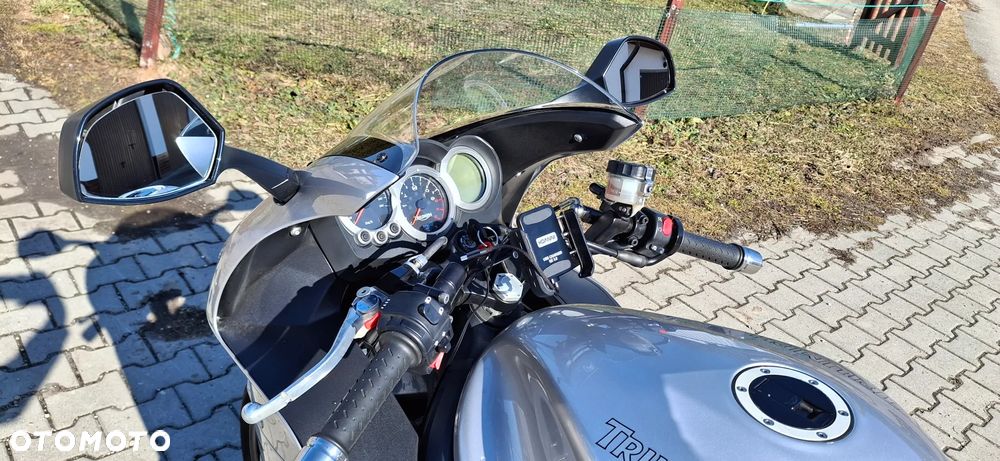 Triumph Sprint - 10