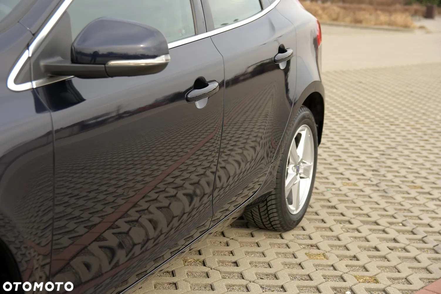 Volvo V40 D3 Drive-E Momentum - 12
