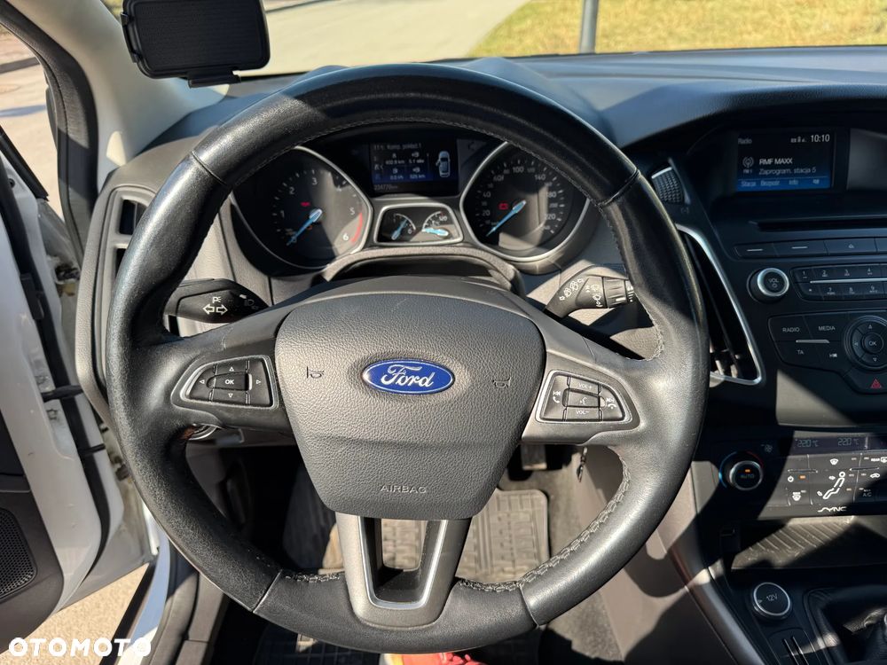 Ford Focus 1.5 TDCi SYNC Edition - 21