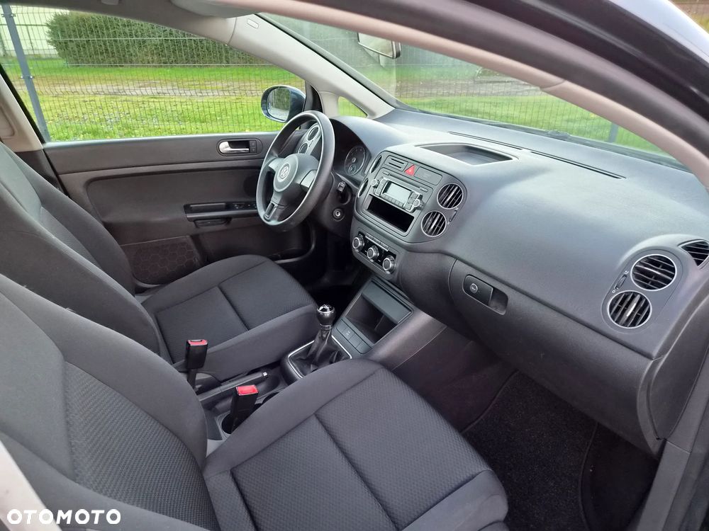Volkswagen Golf Plus - 31