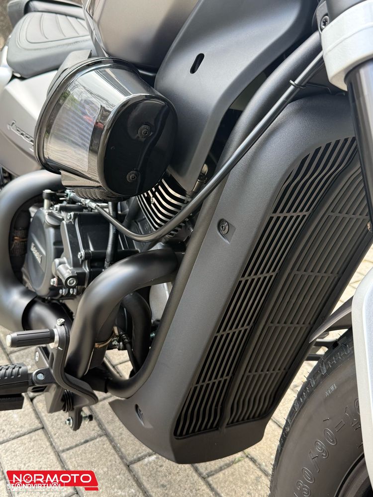 Benelli Leoncino 400 Bobber - 11