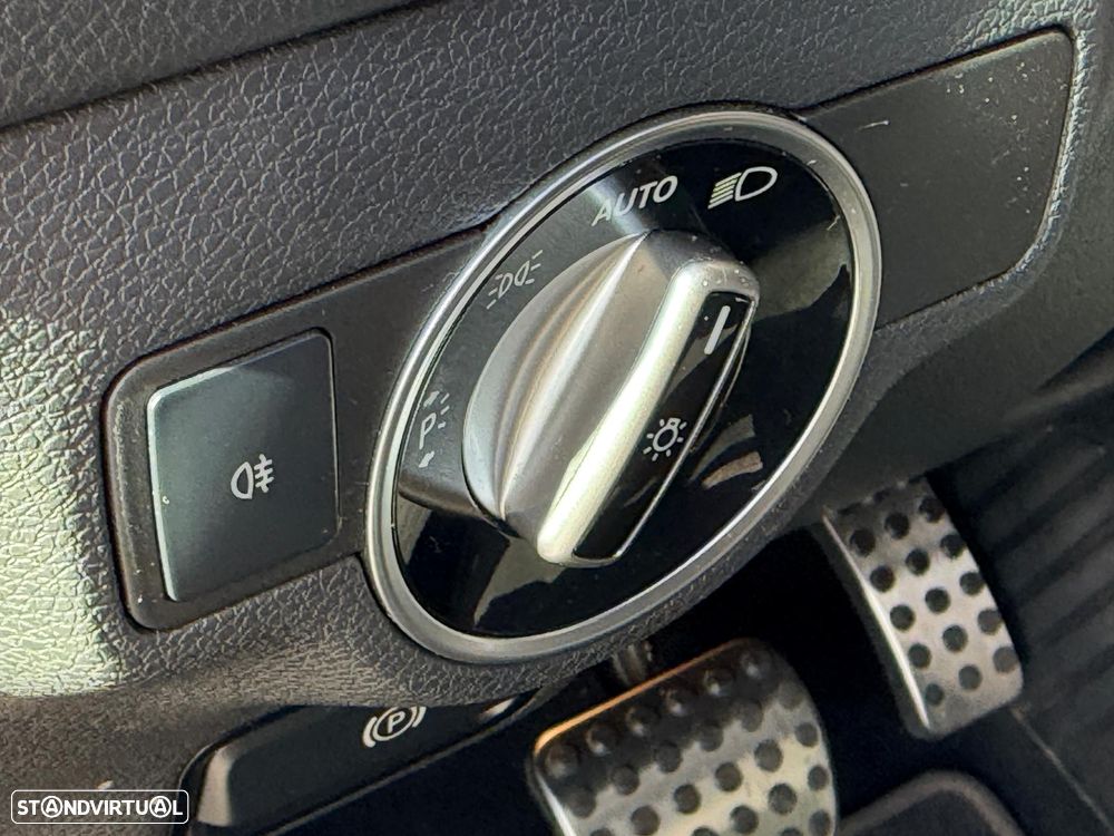 Mercedes-Benz CLA 180 d 7G-DCT AMG Line - 11