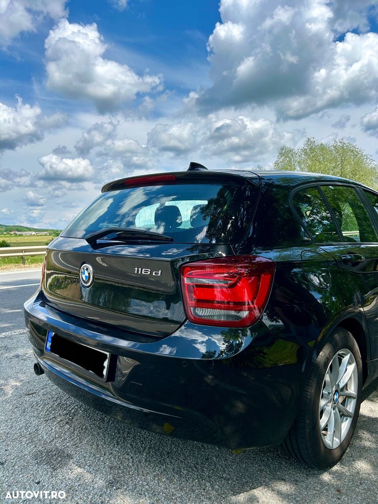 BMW Seria 1 116d Aut. Sport Line - 2