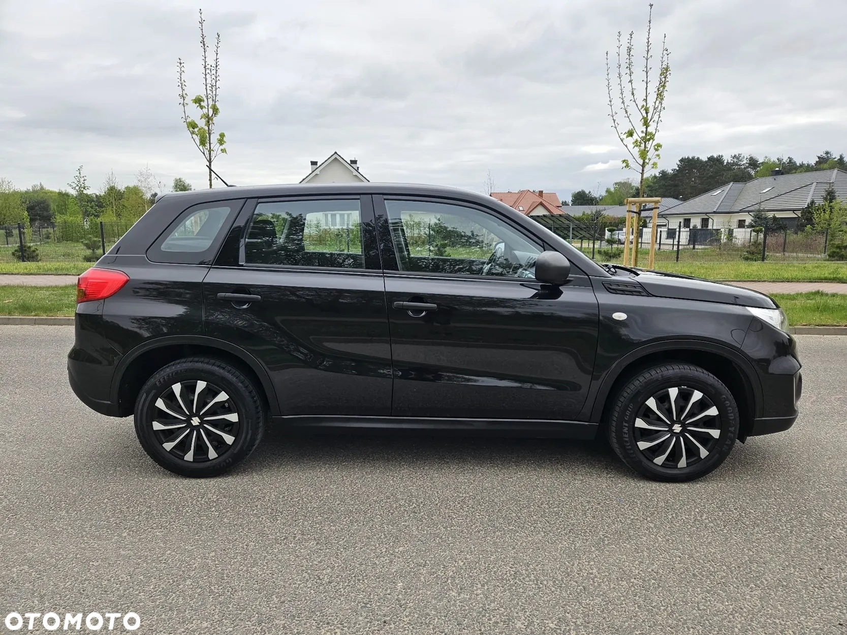Suzuki Vitara 1.6 DDiS (4x2) Comfort - 2