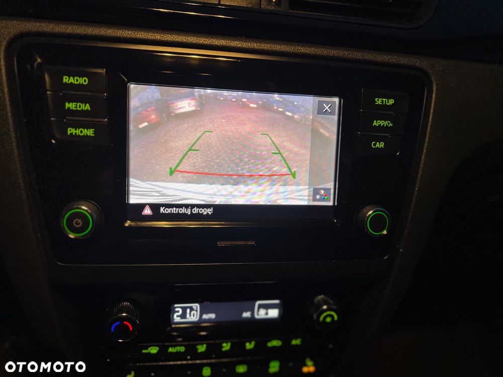 Skoda RAPID 1.0 TSI Cool Edition - 12