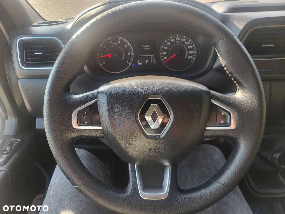 Renault Master - 32