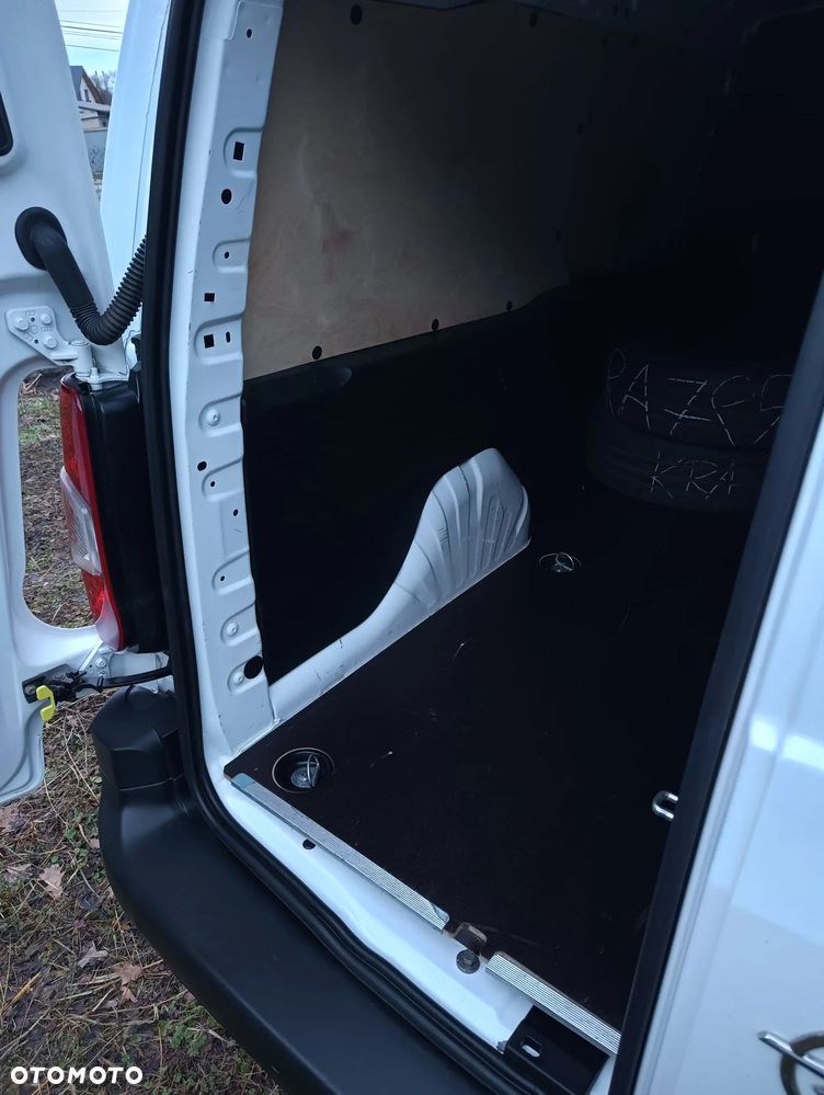 Opel COMBO - 15