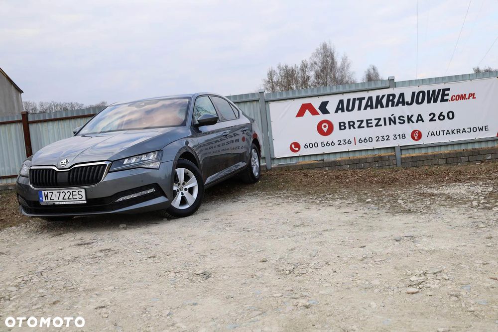 Skoda Superb 2.0 TDI SCR Active DSG - 1
