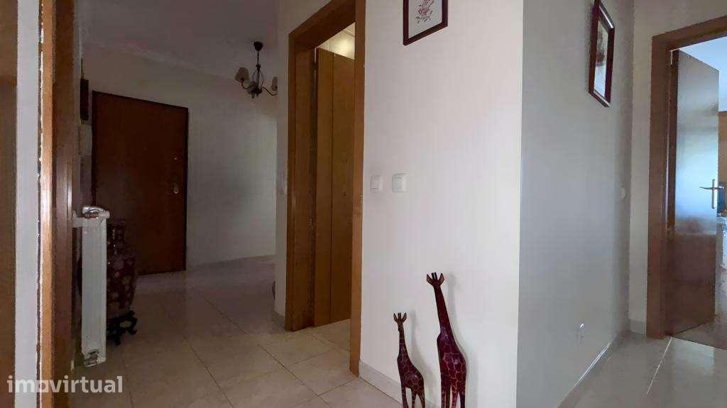 Apartamento T3 com lugar garagem - Grande imagem: 3/7
