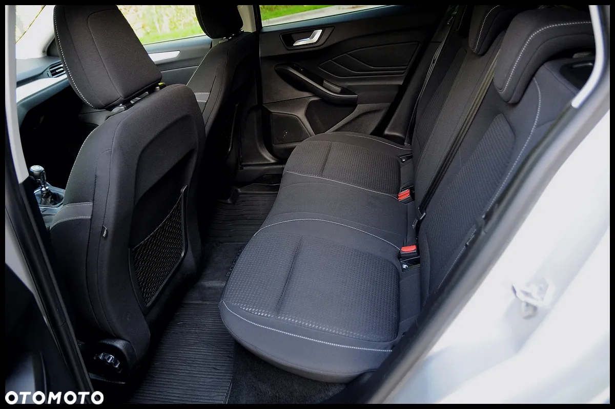 Ford Focus - 27