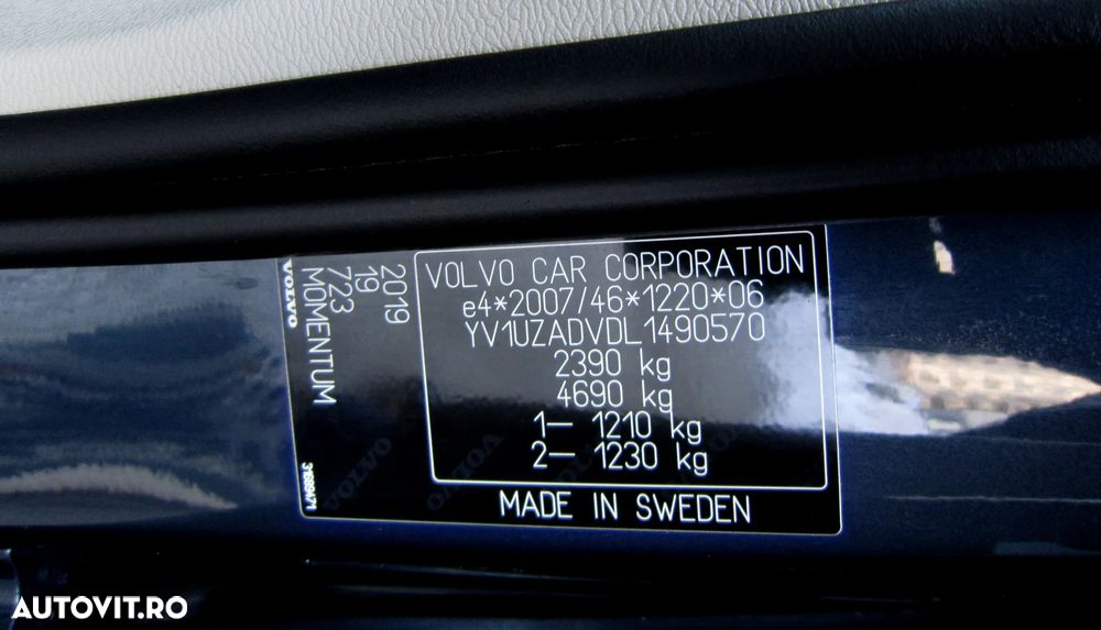 Volvo XC 60 D4 Geartronic Momentum - 36