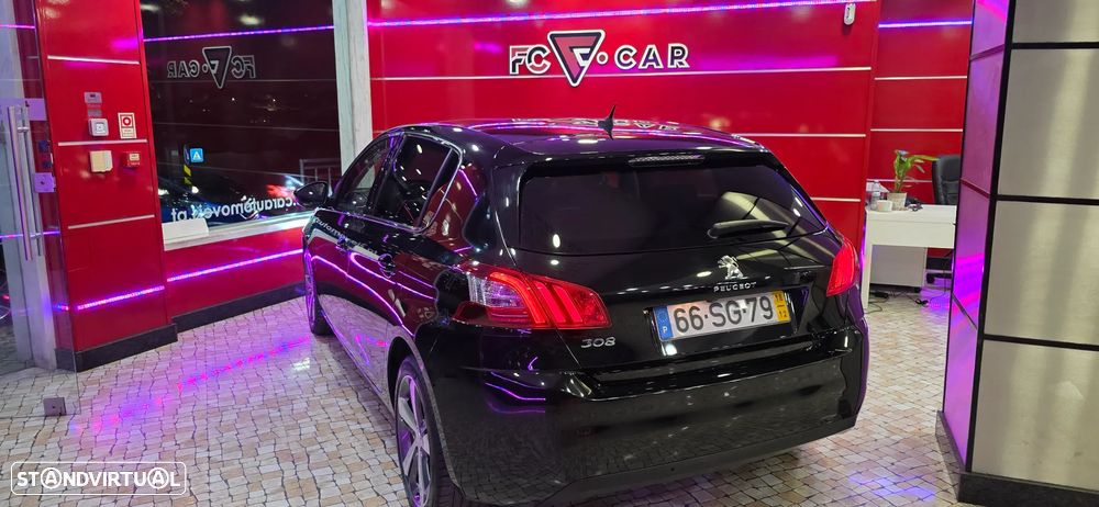 Peugeot 308 1.6 BlueHDi Allure J17 - 28