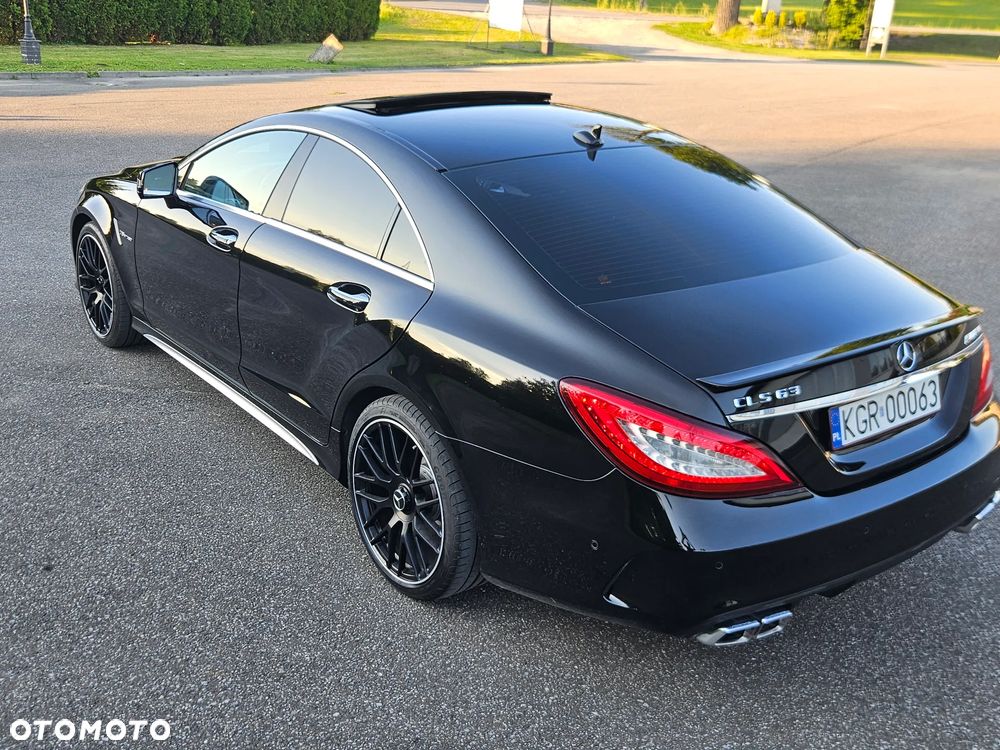 Mercedes-Benz CLS - 33