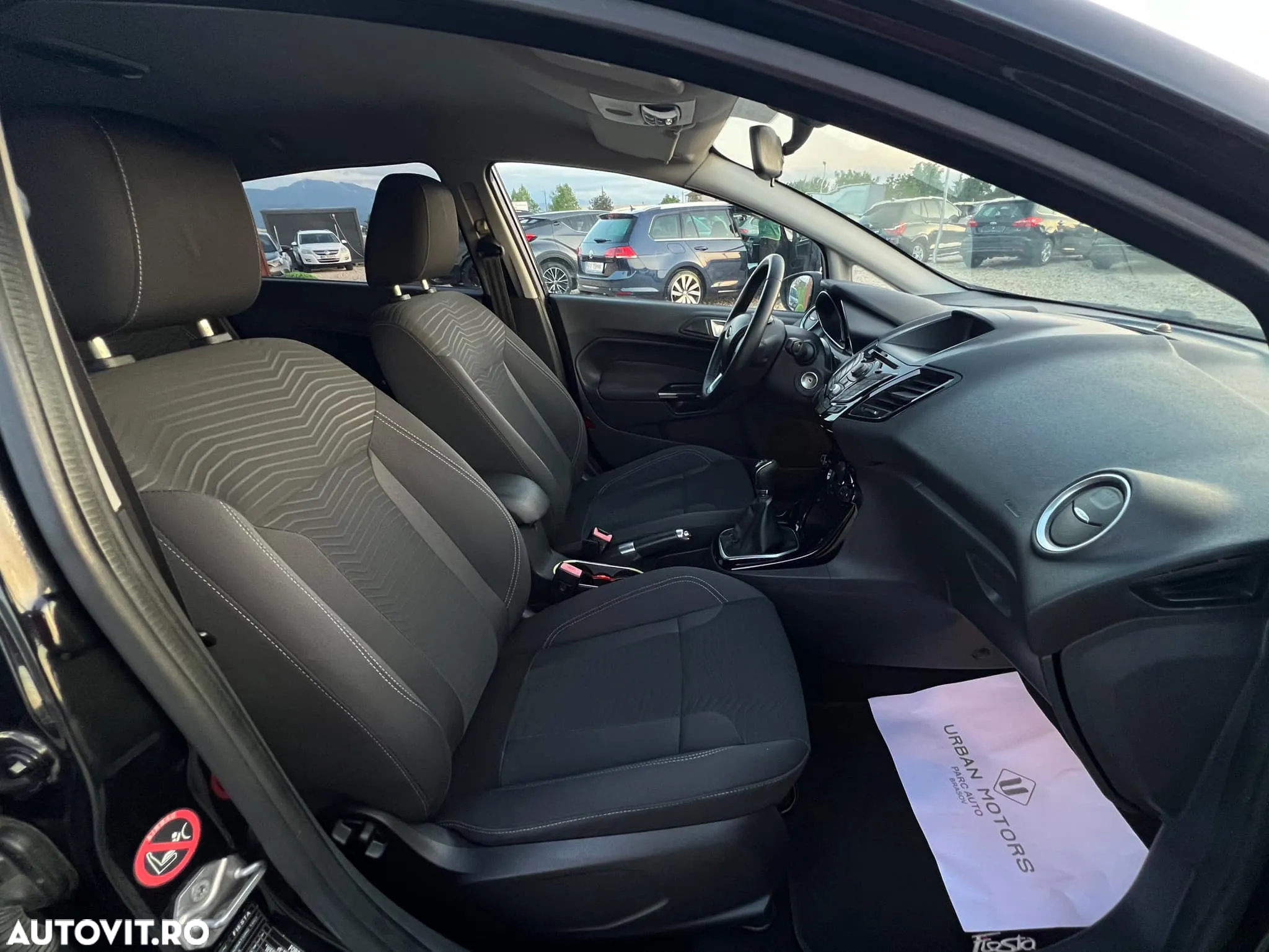 Ford Fiesta 1.5 TDCi DPF Titanium - 17