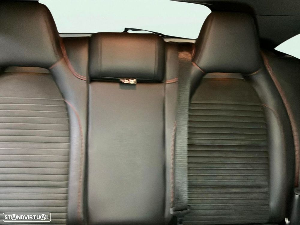 Mercedes-Benz CLA 180 d Shooting Brake AMG Line Aut. - 18