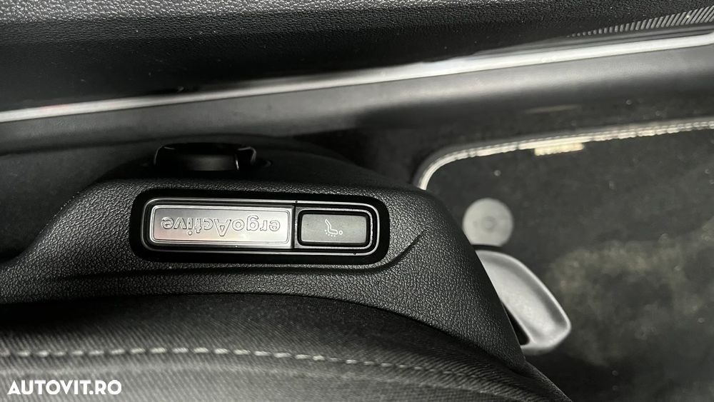 Volkswagen Tiguan - 29